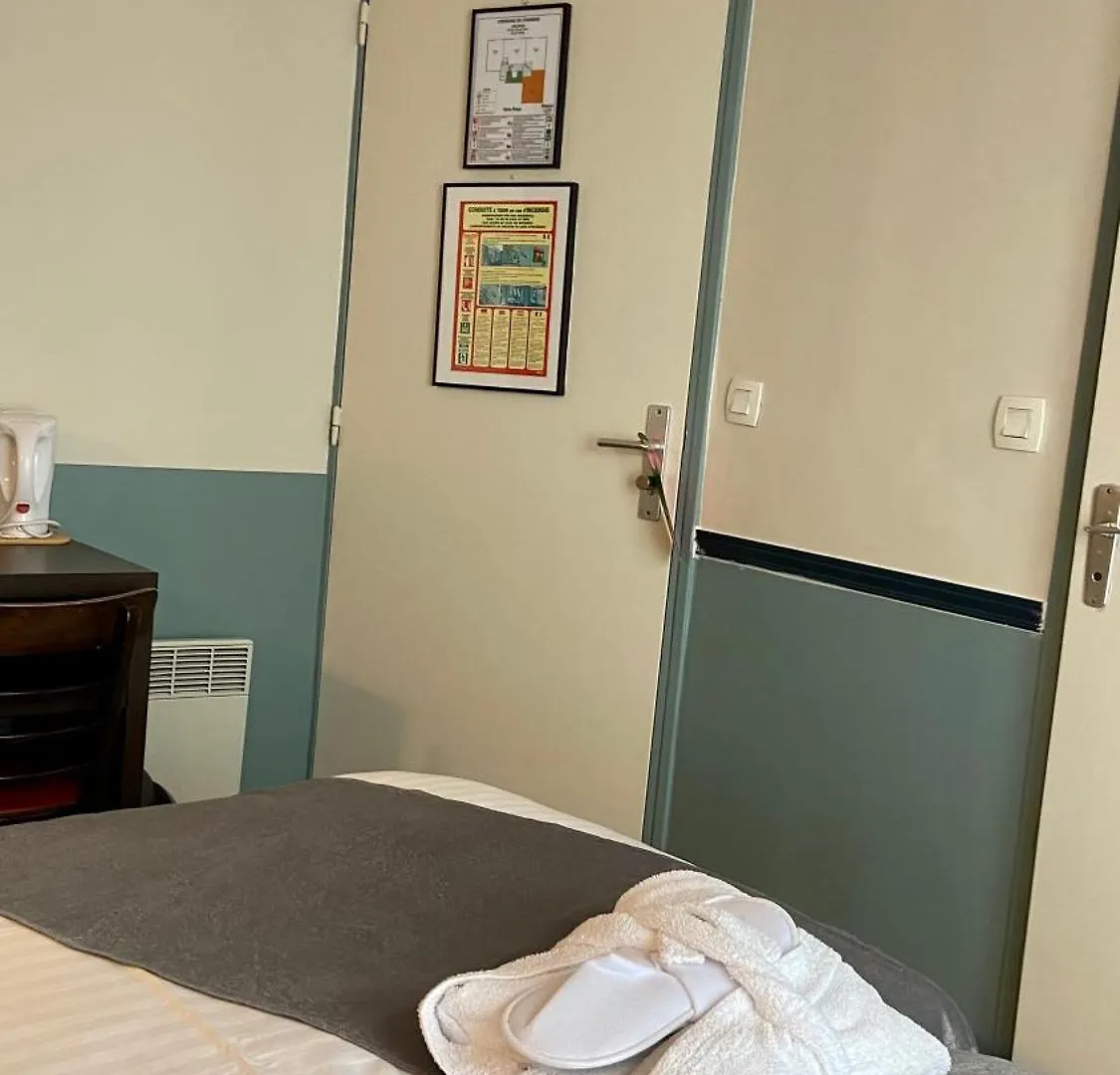 Amadeus Hotel Paris