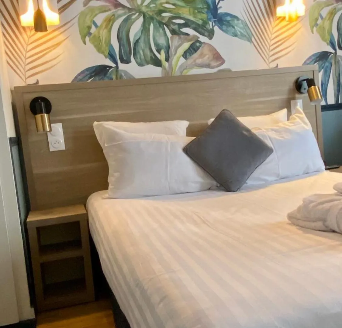 Amadeus Hotel Paris 3*,  France