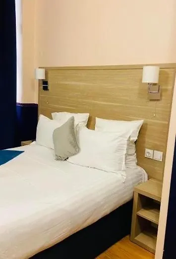 Amadeus Hotel Paris