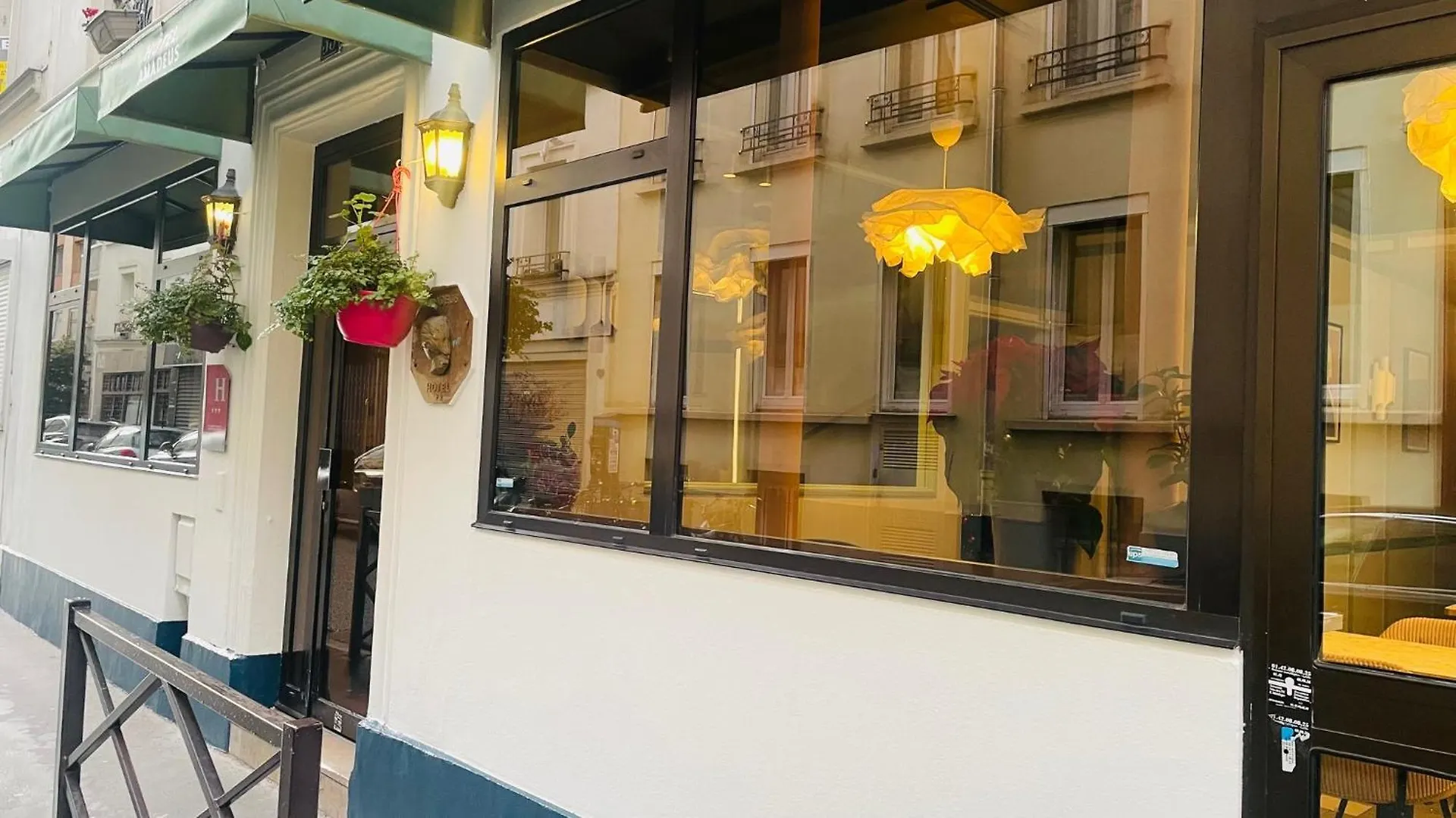 Amadeus Hotel Paris